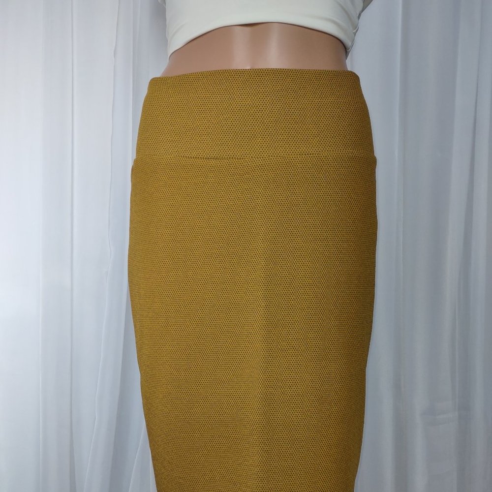 LulaRoe Cassie mustard yellow stretchy pencil skirt  with grey dots  size M